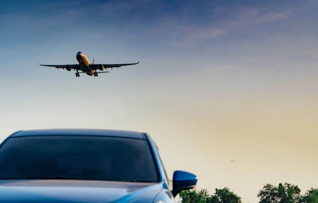 Plane Vs a SUV Car? Which one is Best to go to Disney World